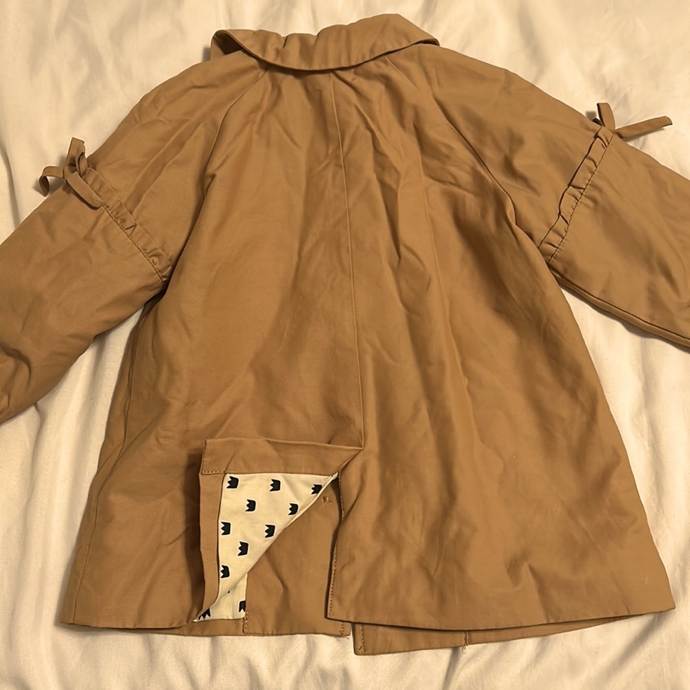 LIKE NEW!! Zara Baby Lightweight Trench Coat in TAN (12-18M) - Picture 2 of 5